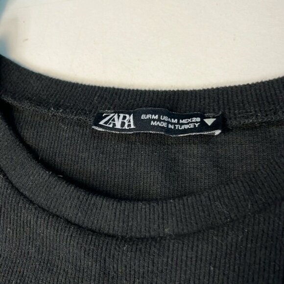 Zara Black Poplin Sweater with Contrasting Micro Stripe Ruffles size M - Picture 6 of 7